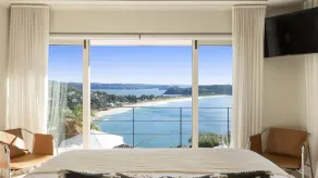 PACIFIC VISTA by Palm Beach Holiday Rentals - Image 3