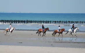 Normandia, Mancha, Quinéville, praia 50m, Ste Mère Eglise, praia de desembarque - Image 3