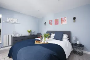 Mousehole View - Pet Friendly - Sea Views - Free Parking & WiFi - Image 3