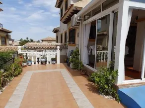 Town House With Private Pool ,Good WiFi. Short walk to Villamartin Plaza - Image 5