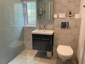 Rocklea Seaside Cottage - Image 2