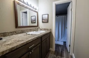 Charming Country Retreat w/ hot tub-10 min from Downtown McKinney! - Image 2