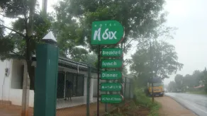Asix Hotel - Image 4