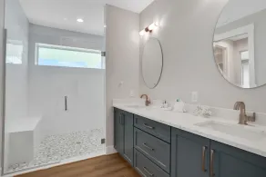 Brand new oceanfront home with private hot tub,outdoor shower and grill - Image 3