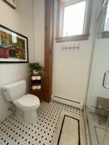 Beautiful Custom Built Timber Frame Home, Sleeps 11 - Image 4