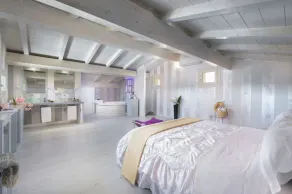 Independent villa near Cortona with 3 bedrooms. Private pool, A/C and Wi-Fi! - Image 2