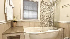 5BR Colonial Retreat w Heated Pool & Hot Tub Near St. Joe Beaches, Winery & Golf - Image 3