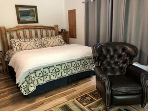 En las orillas del río Whiter, privado con rampa, ideal para reuniones y pesca - Image 5