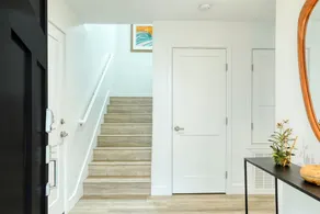 Shell Beach Modern with Ocean Views, Pet Friendly - Image 2