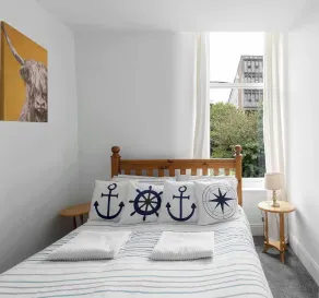 Panoramic Sea View Apartment in Rothesay Bay - Image 4