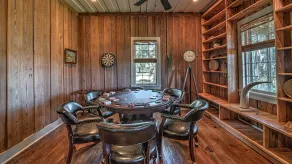 4-BR Hatcher House w/ docks, pool, & private firepit on Emma's Driftwood Farm - Image 4