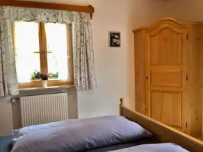 Vacation apartment in quiet centr. Location in the Berchtesgadener Land with unobstructed mountain views - Image 4