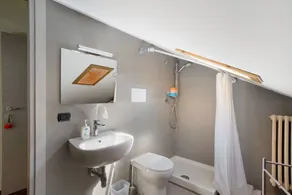 Ferienhaus \"Casa Vacanza il Noce\" mit Innenpool, 4 Balkonen & WLAN - Image 3