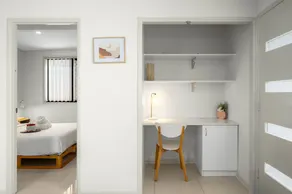 Cozy Sunnybank 1BR | AC & Workspace | 3144D1 - Image 5