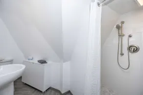 Sumner Lake Tiny House - Image 5