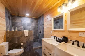 Family Cabin Near Smoky Mtn Entrance - Nantahala - Image 3