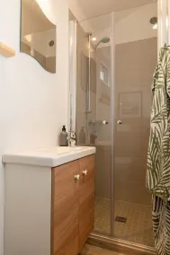 Lovingly furnished Tiny House (18 sqm) for up to 4 people with garden terrace - Image 2