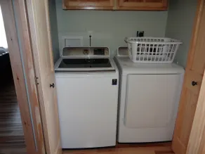Nearley New Lakefront Cabin - Lake of The Isles - Image 2