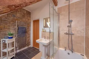 Luxury country cottage with hot tub, 5 star - Image 4