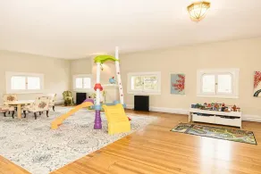Private Top Floor 4BR Suite at Marion Hall Mansion - Image 3
