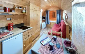 Nice Stacaravan In Pouilly-Sous-Charlieu - Image 5