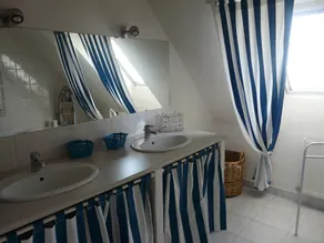 The bay house with heated indoor pool - Image 2