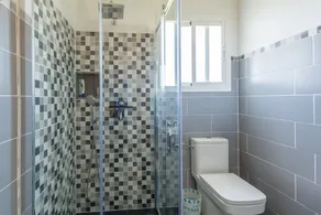 Komfortabel ausgestattetes 4-Bett-Apartment in gepflegter Gartenanlage - Image 3
