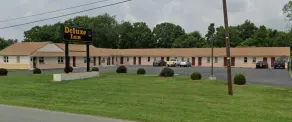 Deluxe Inn Elkton - Image 1