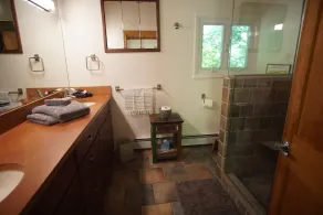 Secluded Getaway: Bear Mt, Cold Spring, Beacon, West Point! - Image 2