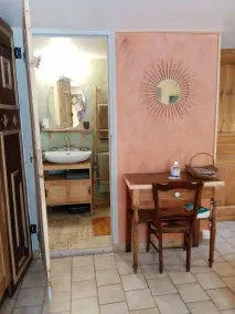 Charming gîte studio in Ardèche verte - Image 3