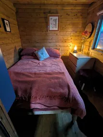 Isle of Anglesey - cute dog friendly cosy cabin with dedicated EV charging  - Image 4