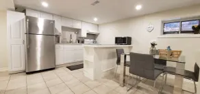 Cozy 1br +1 Apartment in Toronto's Midtown! - Image 4