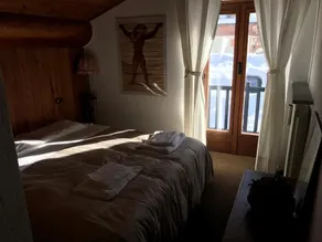 Penthouse chalet avec 3 chambres / salles de bains + jardin - Image 4