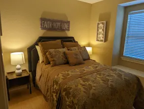 Minutes to Lake Palestine or Pine Dunes Golf Course sleeps 6 & allows pets  - Image 5