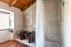 GuestHost - Medieval Getaway! Apuan Alps Lovely Attic x4 - Image 4