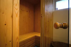Rural guest room near town with fast free Wifi. Pets allowed! - Image 5