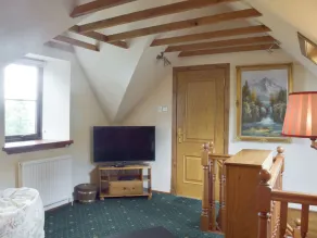 Cluniter Cottage - Image 2