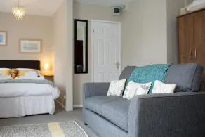 Pant-Y-Celyn Studio Apartment - Image 5