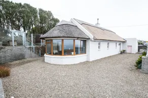 Storytellers Cottage - Sea Views - Image 5