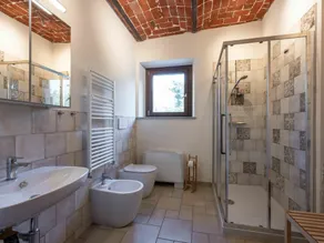 Beautiful private villa for 14 guests with private pool, WIFI, A/C, TV and terrace - Image 2
