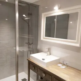 EDEN Jacuzzi privat suite - Image 4