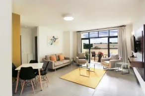 Morden 2 bedroom apartment - Image 5