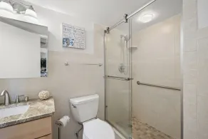 Oceanfront Penthouse 11b - Image 3