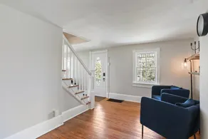 Farmhouse Writer's Retreat in Historic Shepherdstown - Image 2