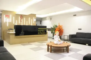 Hotel Citadel Surat - Image 2