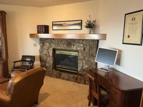 Conifer Mountain Bliss: Humming House: Solar powered - Image 3