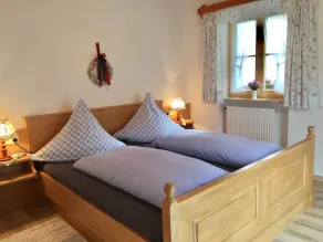Vacation apartment in quiet centr. Location in the Berchtesgadener Land with unobstructed mountain views - Image 3