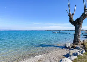 Cozy Apartment in Sirmione near Lake Garda - Image 4
