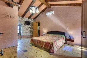 Incantevole villa in pietra con piscina privata - Image 5