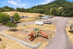 Mendocino Redwoods RV Resort - Image 4